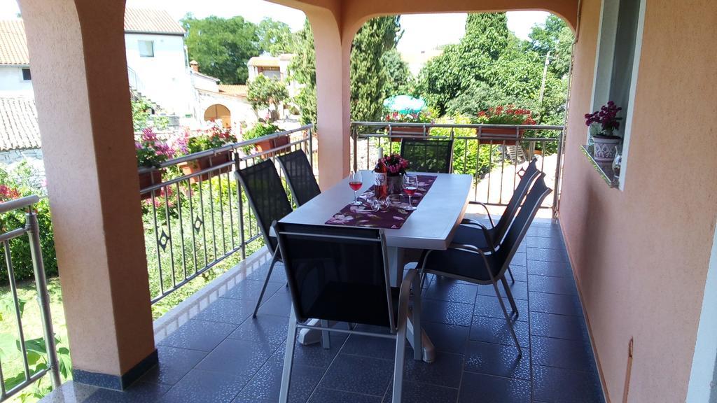 Apartments Katarina Porec Exterior photo