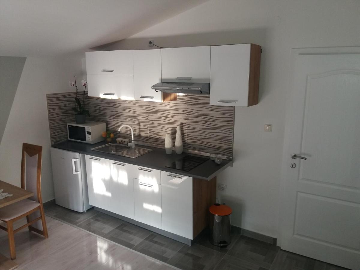 Apartments Katarina Porec Exterior photo